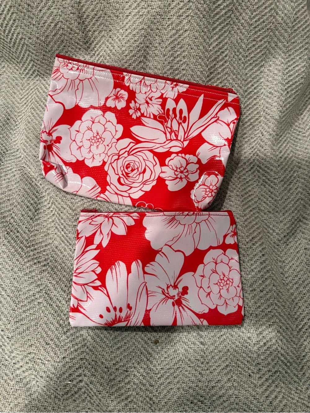 Red and White Floral Pouch Set - Women Accessories